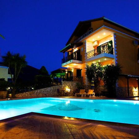 Hotel Odeon Vasiliki  Luaran gambar