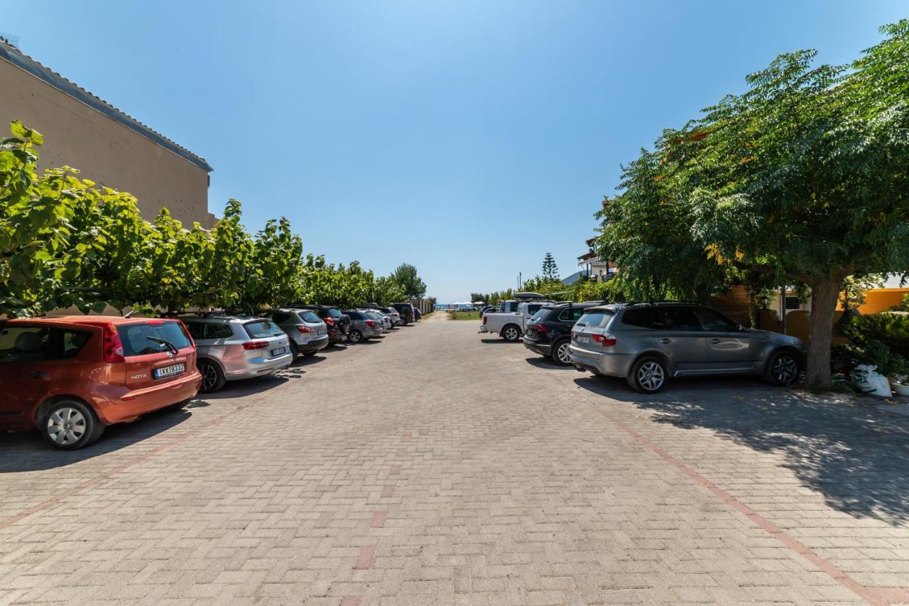 Hotel Odeon Vasiliki  Luaran gambar
