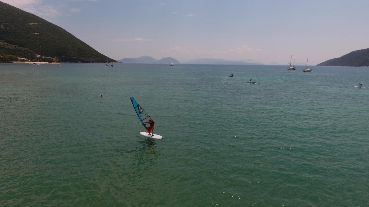 Hotel Odeon Vasiliki  Luaran gambar