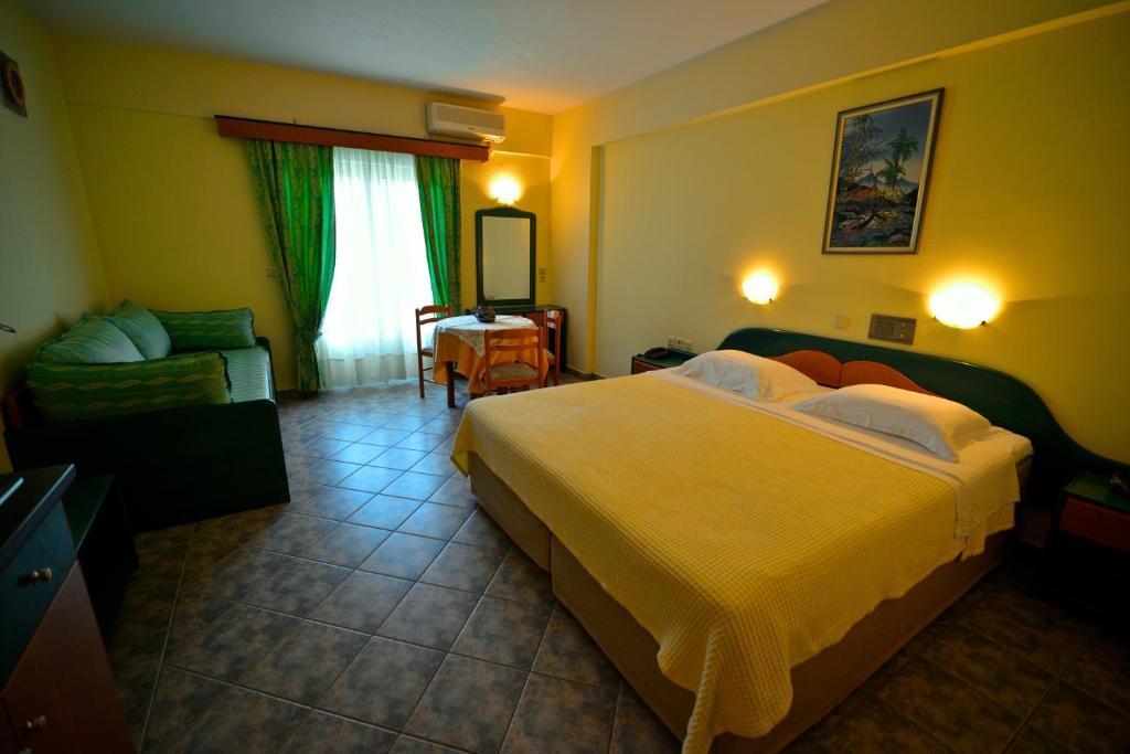 Hotel Odeon Vasiliki  Bilik gambar